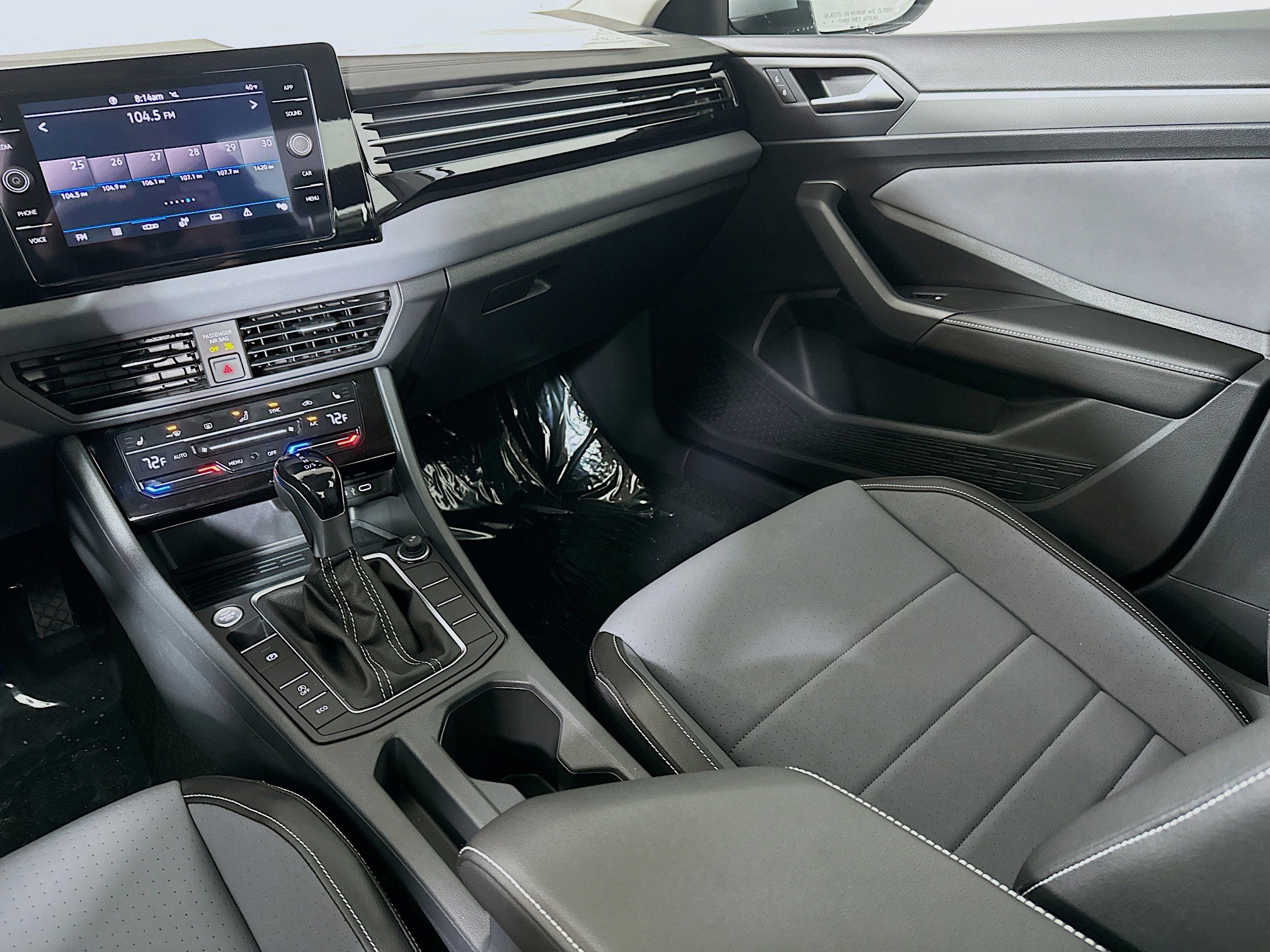 New 2026 Volkswagen Jetta SE image 22