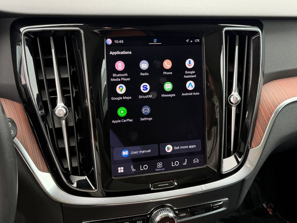 Certified 2024 Volvo V60 B5 Cross Country Plus AWD/4WD image 33