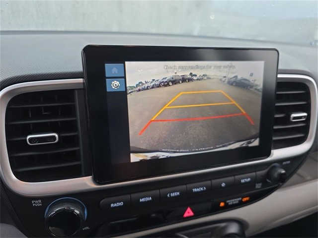 Used 2023 Hyundai Venue SEL image 22