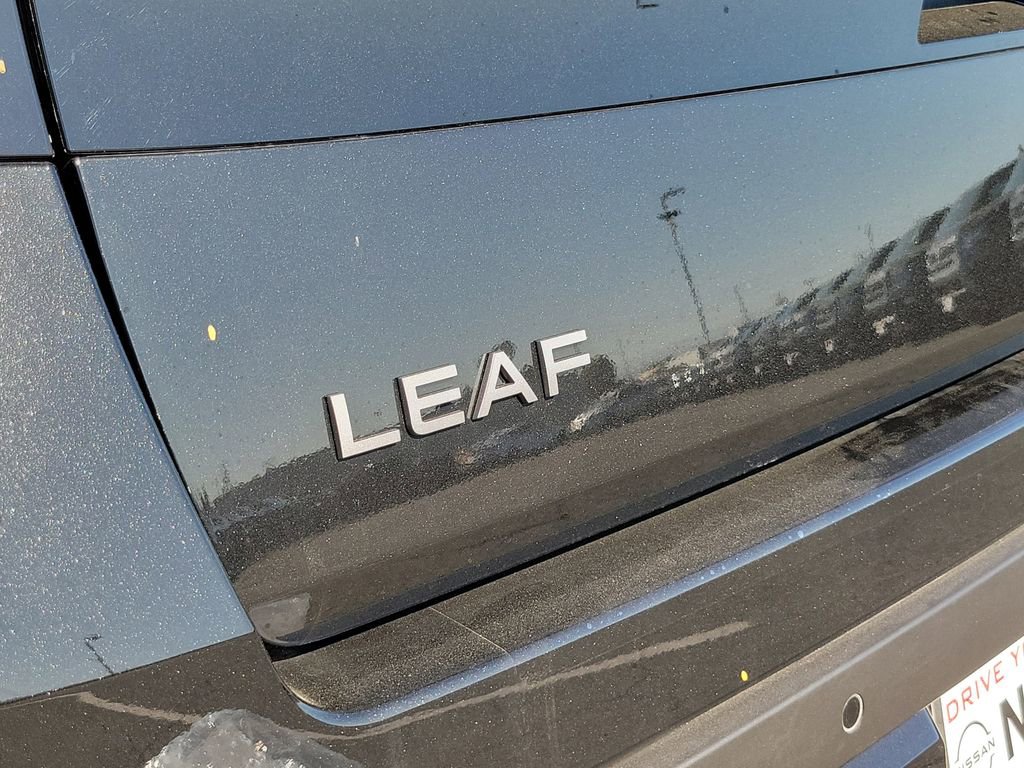 New 2026 Nissan Leaf Platinum+ w/ Illuminated Package FWD image 17