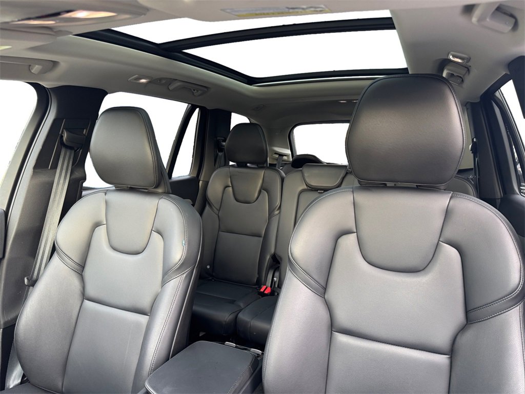 Certified 2024 Volvo XC90 B5 Core w/ Protection Package Premier image 19
