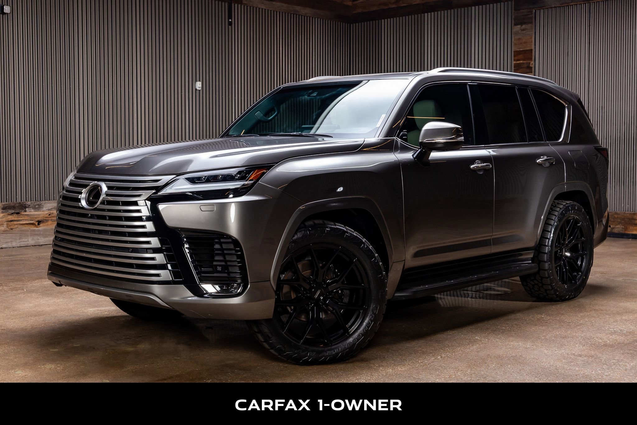 Used 2024 Lexus LX 600 4WD w/ Luxury Package image 5