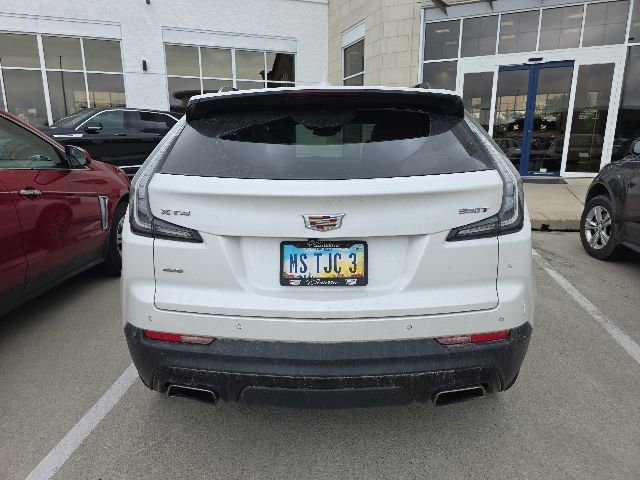 Used 2023 Cadillac XT4 Sport w/ Technology Package AWD/4WD image 6