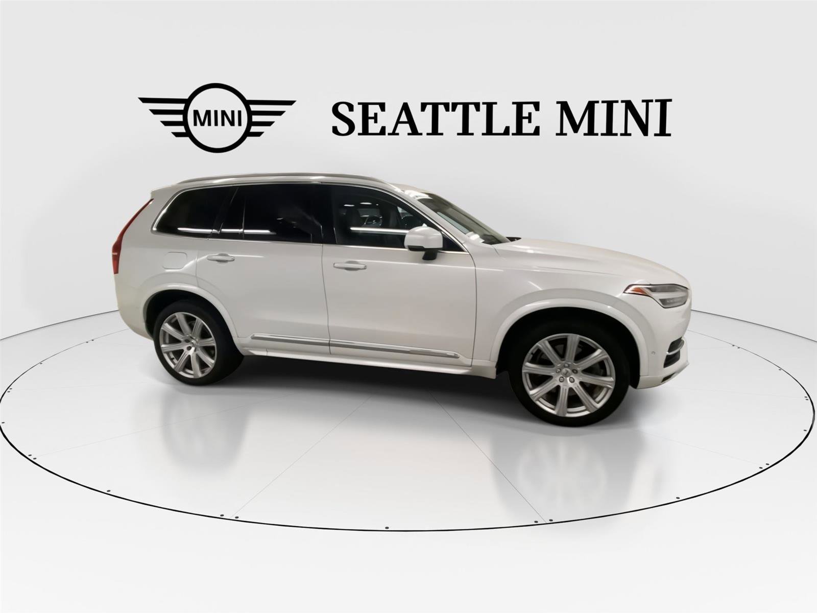 Used 2016 Volvo XC90 T8 Inscription AWD/4WD image 13