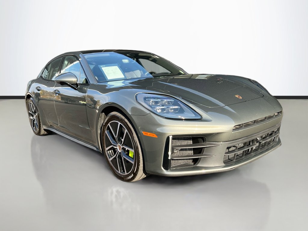 Certified 2025 Porsche Panamera 4S AWD/4WD image 7