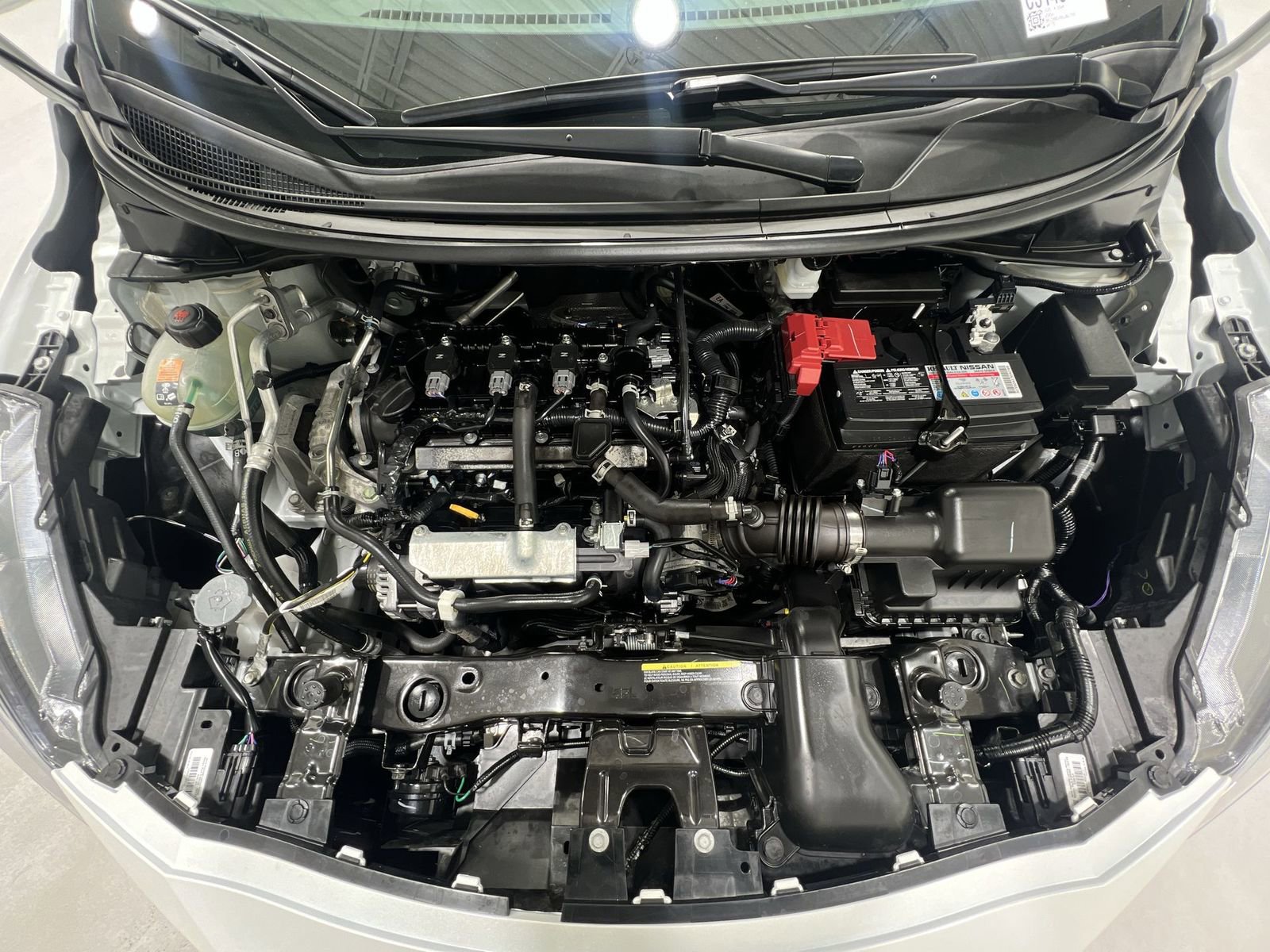 Used 2025 Nissan Versa SV w/ Trunk Package image 24