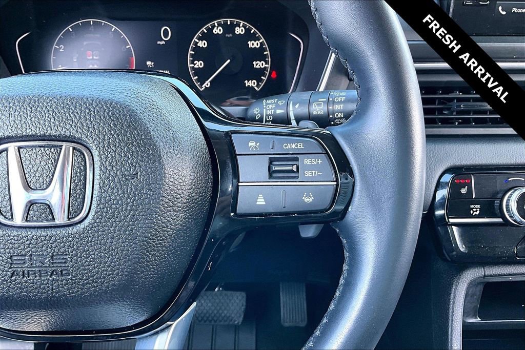 Used 2025 Honda Pilot EX-L image 12