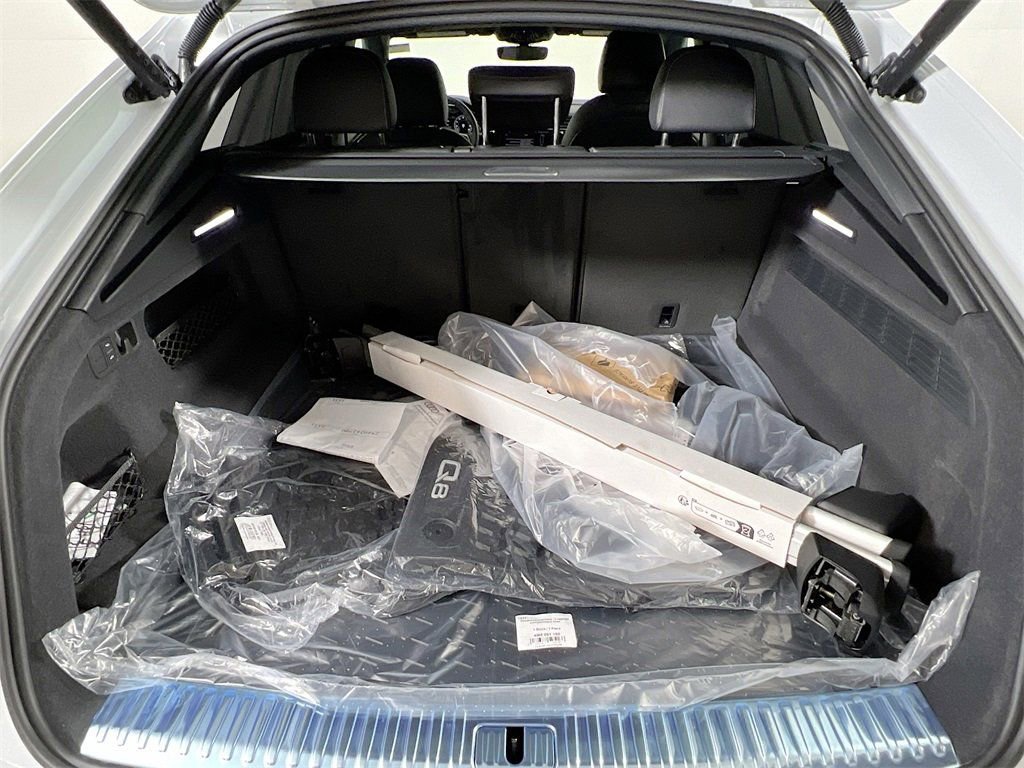 New 2026 Audi Q8 Premium Plus image 26