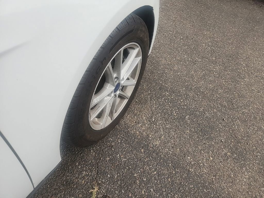 Used 2018 Ford Focus SE FWD image 16