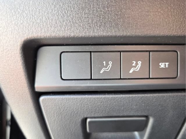 Used 2021 MAZDA MAZDA3 s FWD image 32