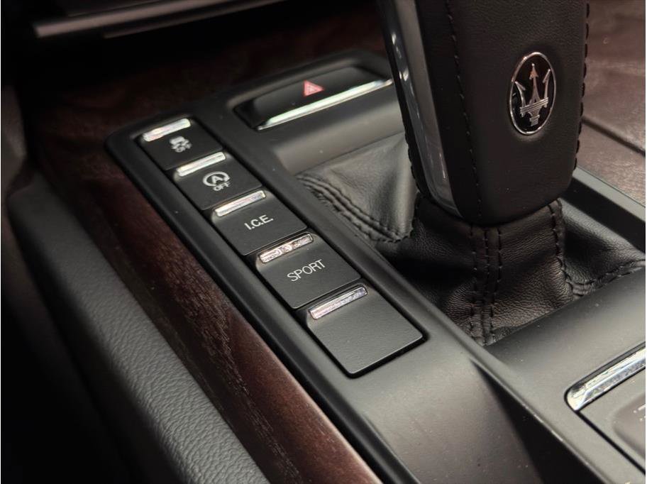 Used 2019 Maserati Ghibli RWD image 18