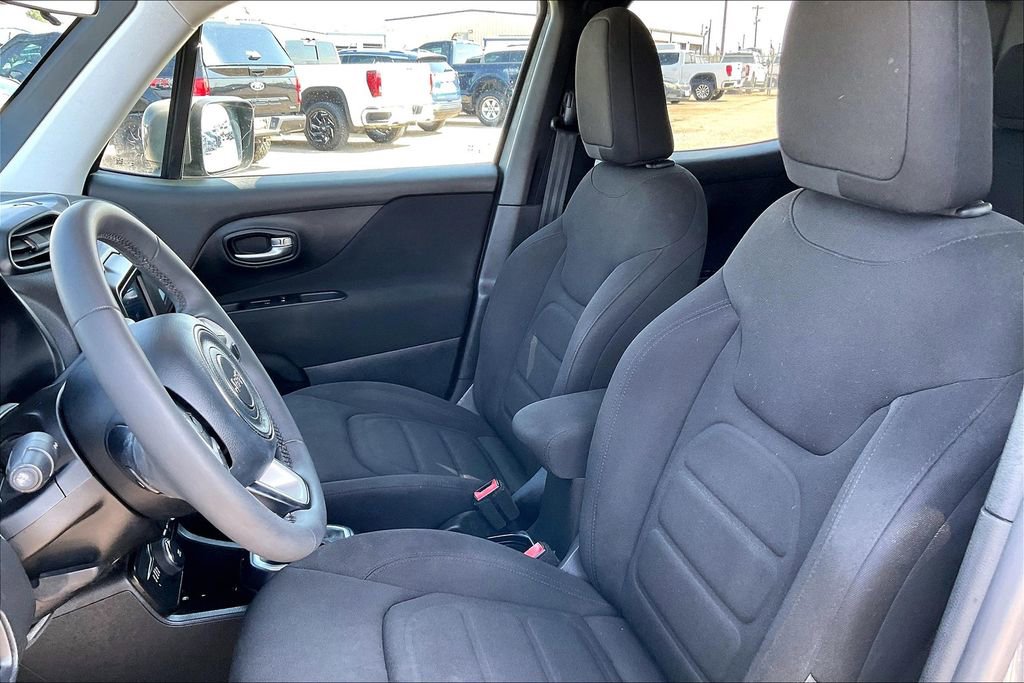 Used 2021 Jeep Renegade Latitude image 18