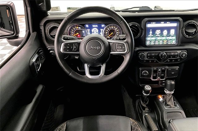 Used 2020 Jeep Wrangler Unlimited Sahara image 5