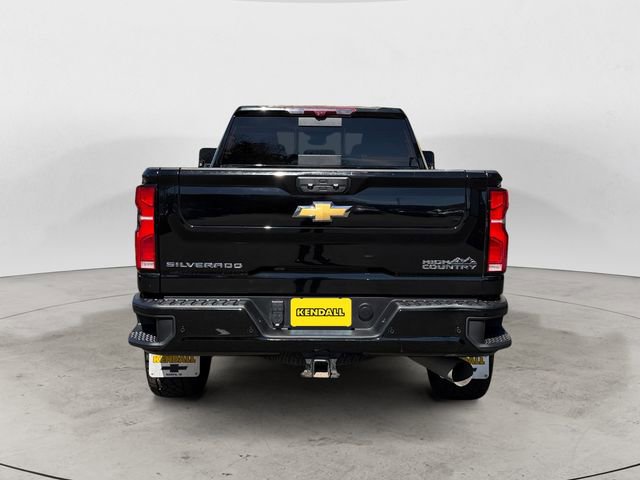 Used 2024 Chevrolet Silverado 2500 High Country w/ High Country Premium Package image 4