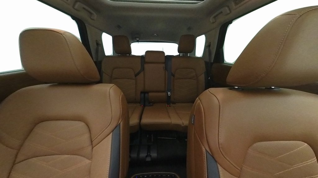 New 2025 Nissan Pathfinder Platinum w/ Cargo Package image 31