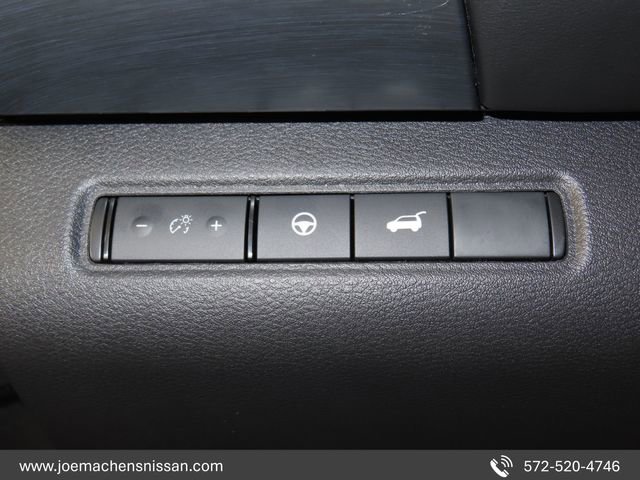 New 2026 Nissan Pathfinder SL AWD/4WD image 18