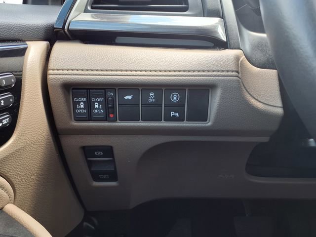 Used 2024 Honda Odyssey Elite image 35