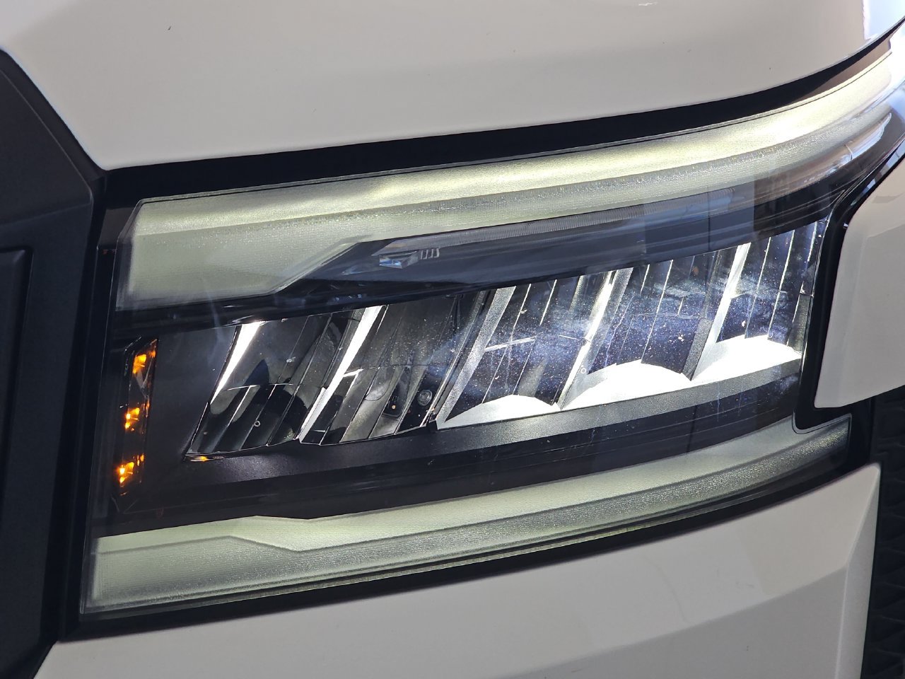 Used 2026 Nissan Frontier PRO-4X w/ Pro-4x Convenience Package AWD/4WD image 34