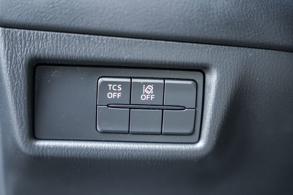 Used 2017 MAZDA CX-5 Touring w/ I-ACTIVSENSE Package image 39