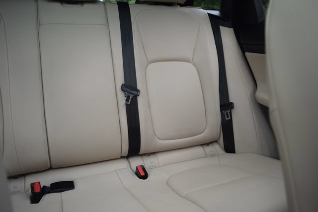 Used 2018 Jaguar F-PACE Premium AWD/4WD image 17