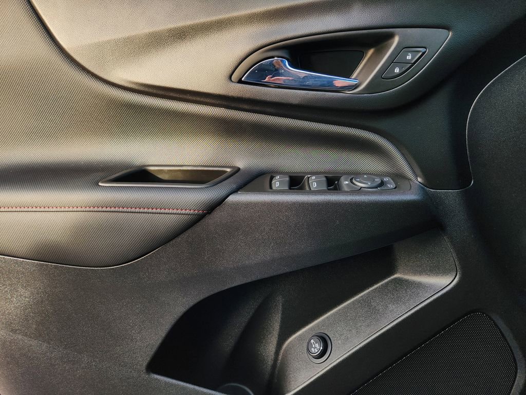 Used 2024 Chevrolet Equinox RS image 25