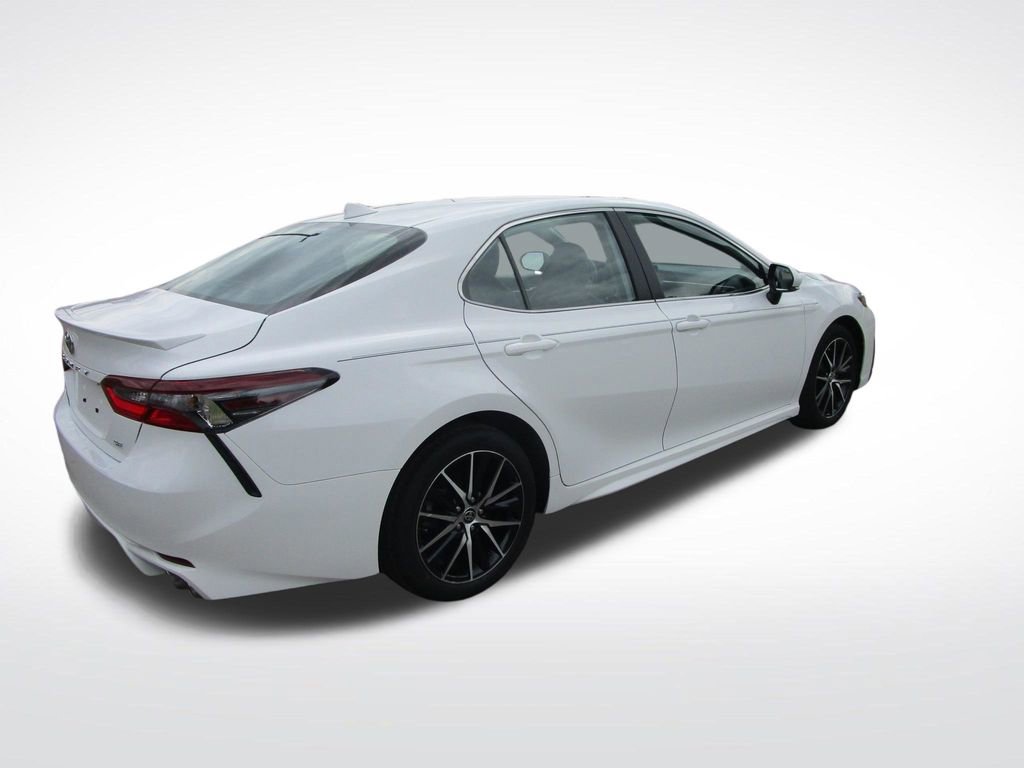 Used 2023 Toyota Camry SE w/ Convenience Package image 7
