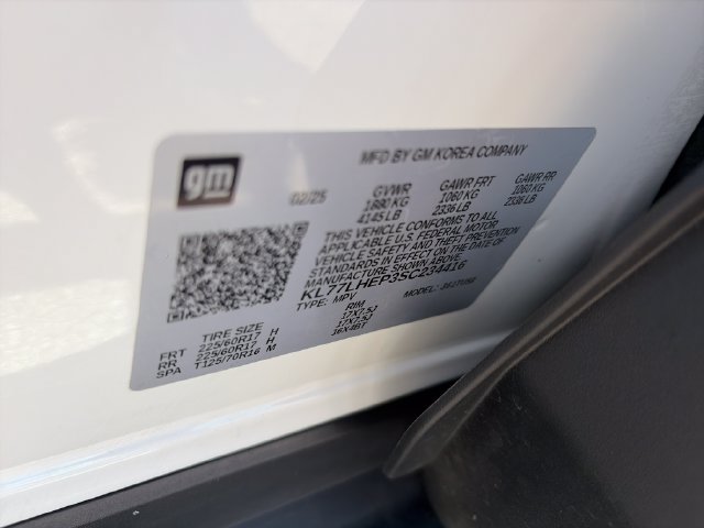 Used 2025 Chevrolet Trax LT w/ LT Convenience Package FWD image 29