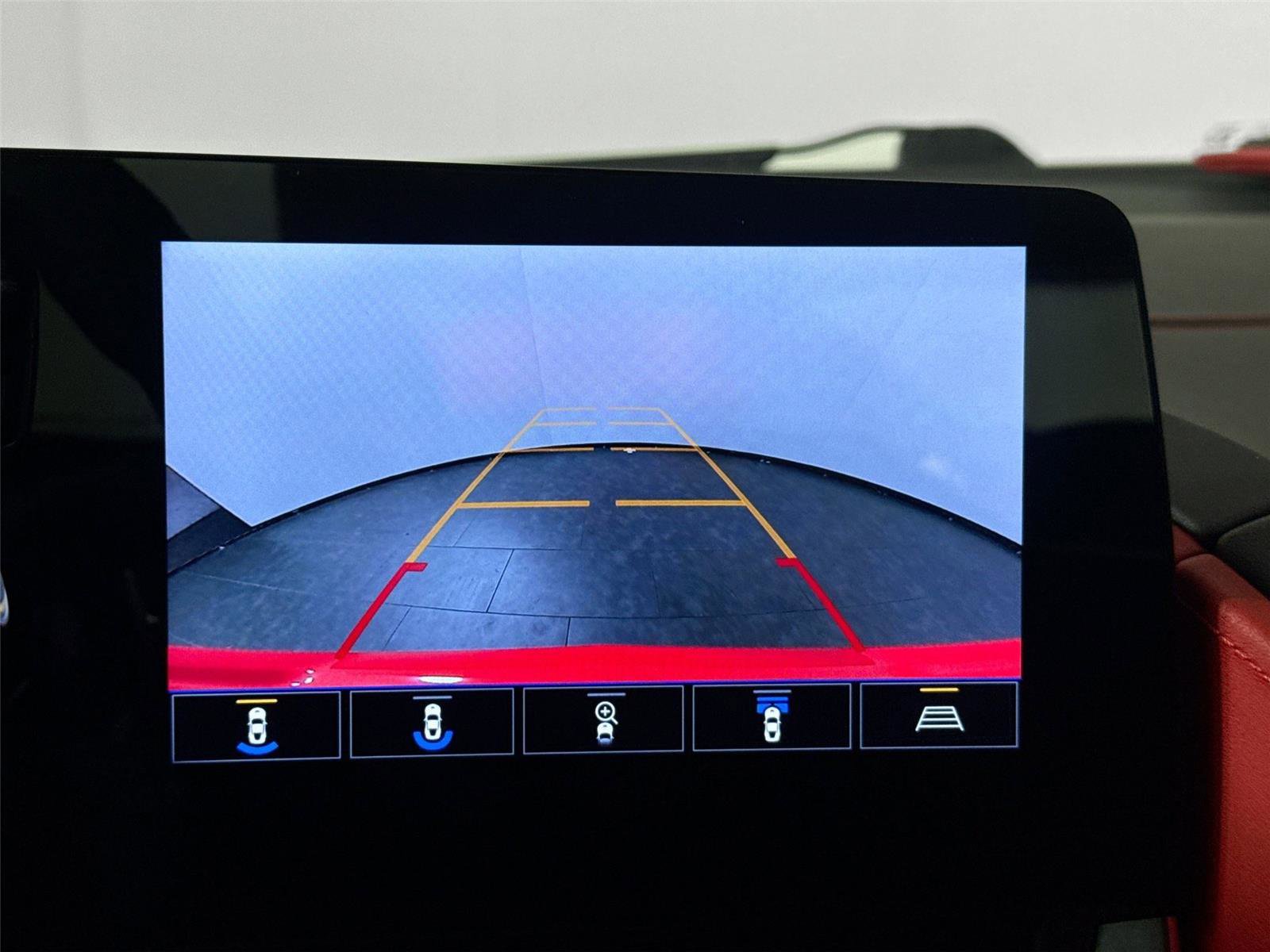 Used 2021 Chevrolet Corvette Stingray Preferred Cpe w/ Z51 Performance Package RWD image 24