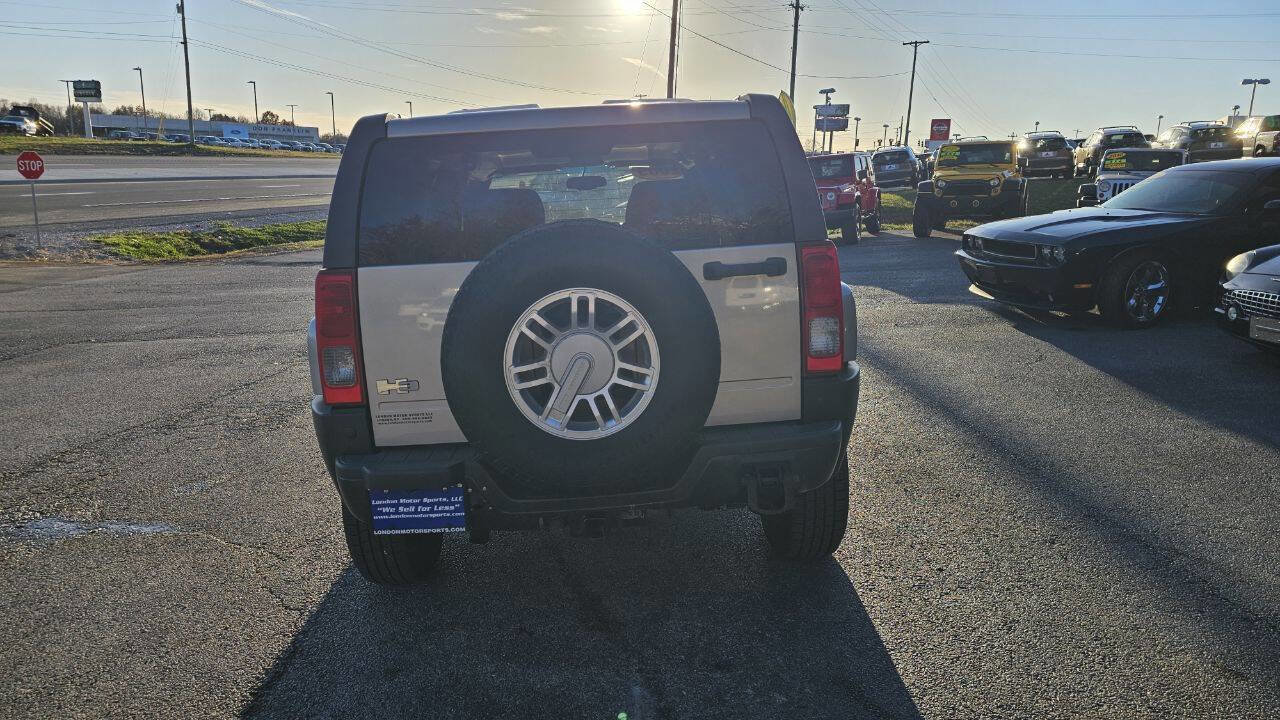 Used 2009 HUMMER H3 image 3