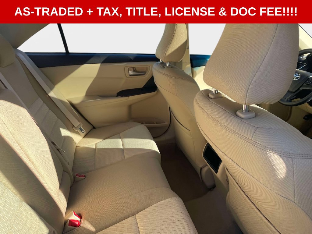 Used 2016 Toyota Camry LE w/ Moonroof Package FWD image 13