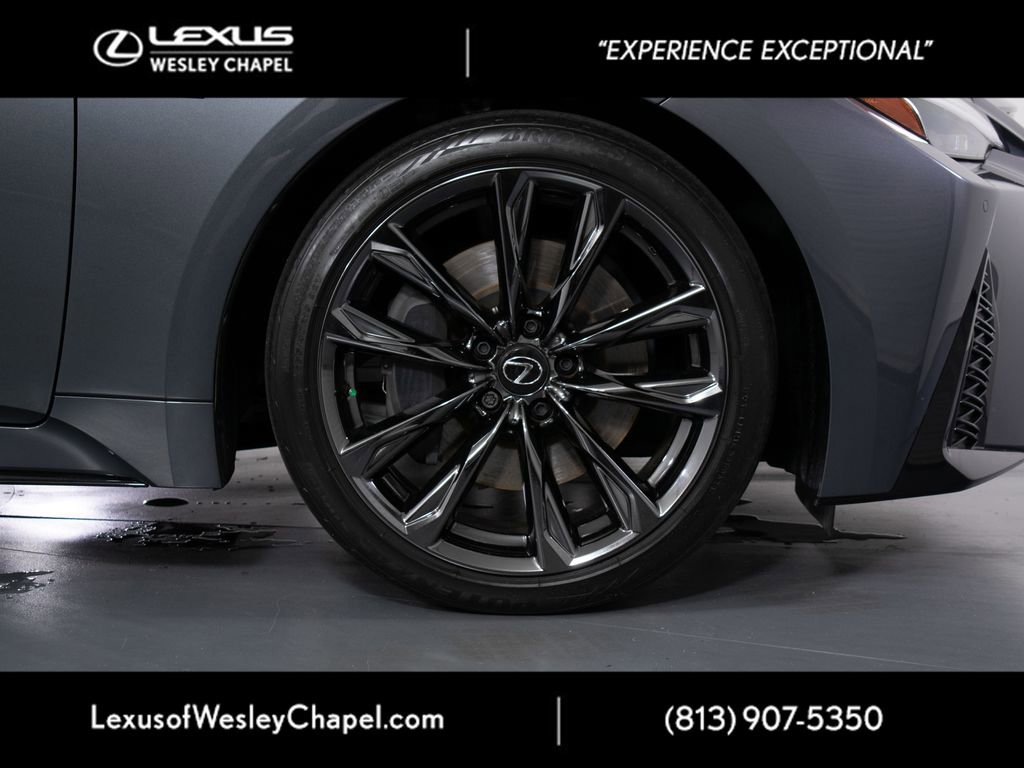 Used 2024 Lexus IS 300 F Sport RWD image 5