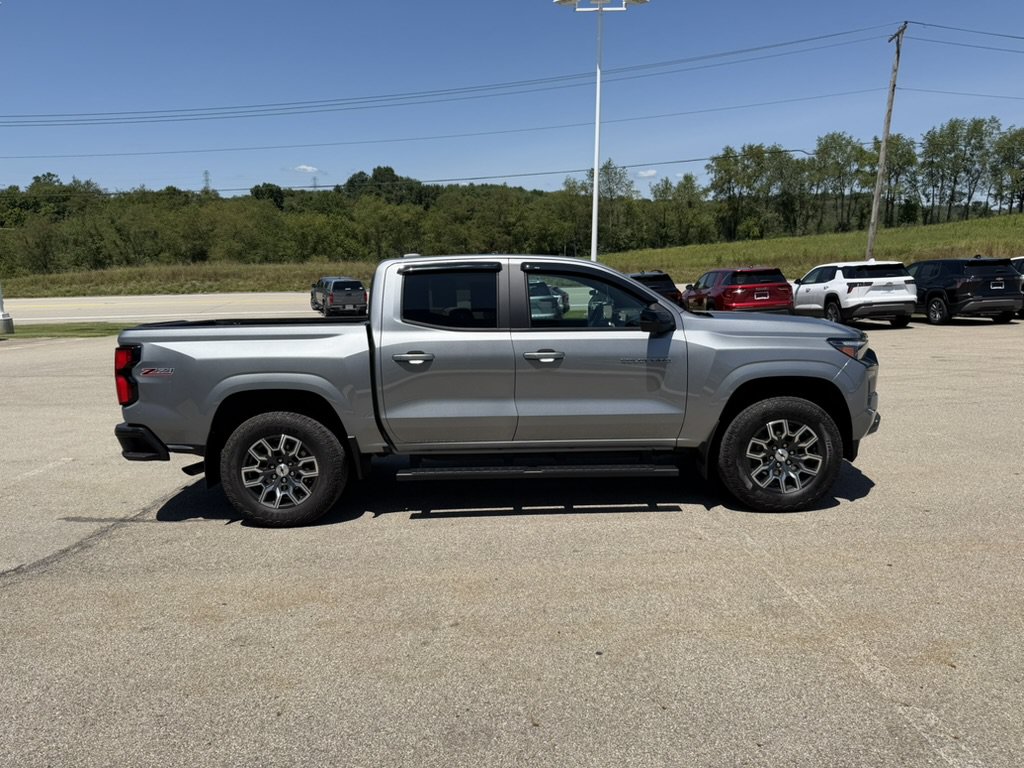 Certified 2024 Chevrolet Colorado Z71 w/ Z71 Convenience Package 2 AWD/4WD image 6