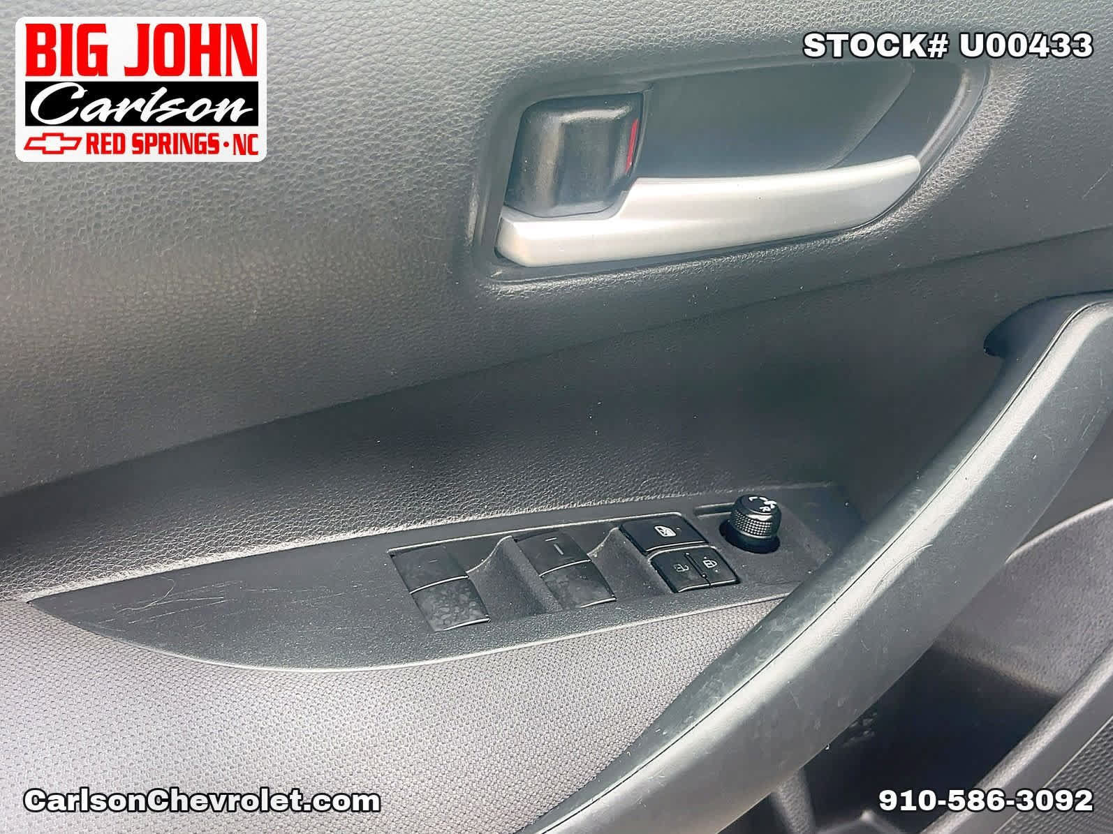 Used 2020 Toyota Corolla LE FWD image 31