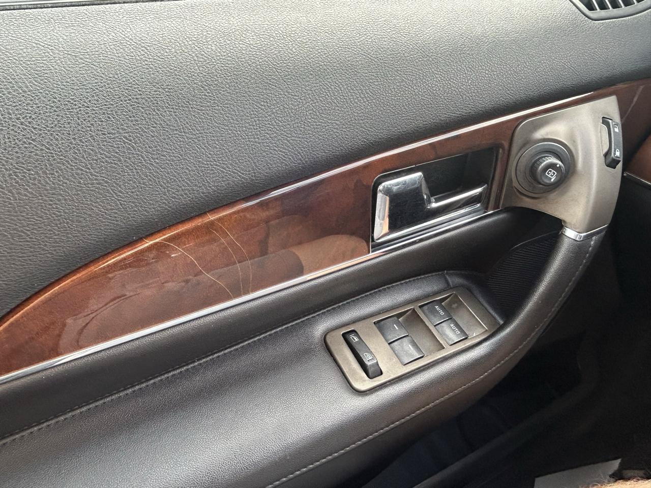 Used 2014 Lincoln MKX AWD w/ Equipment Group 101A image 28