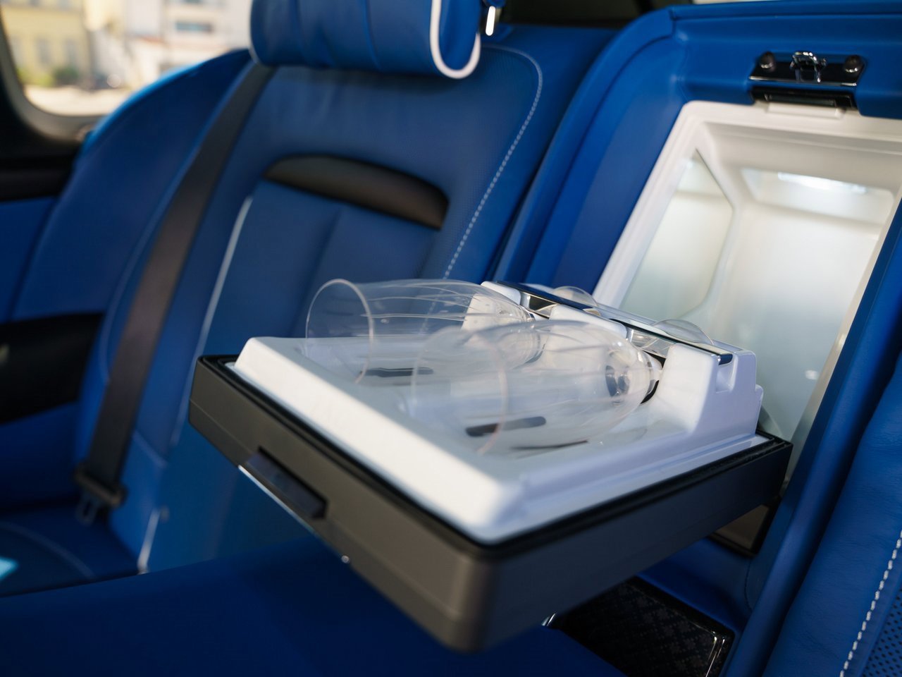 Certified 2023 Rolls-Royce Cullinan Black Badge w/ Driver's Package image 18