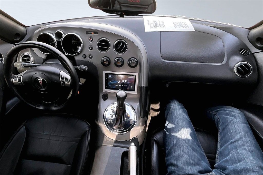Used 2008 Pontiac Solstice GXP w/ Premium Package image 17