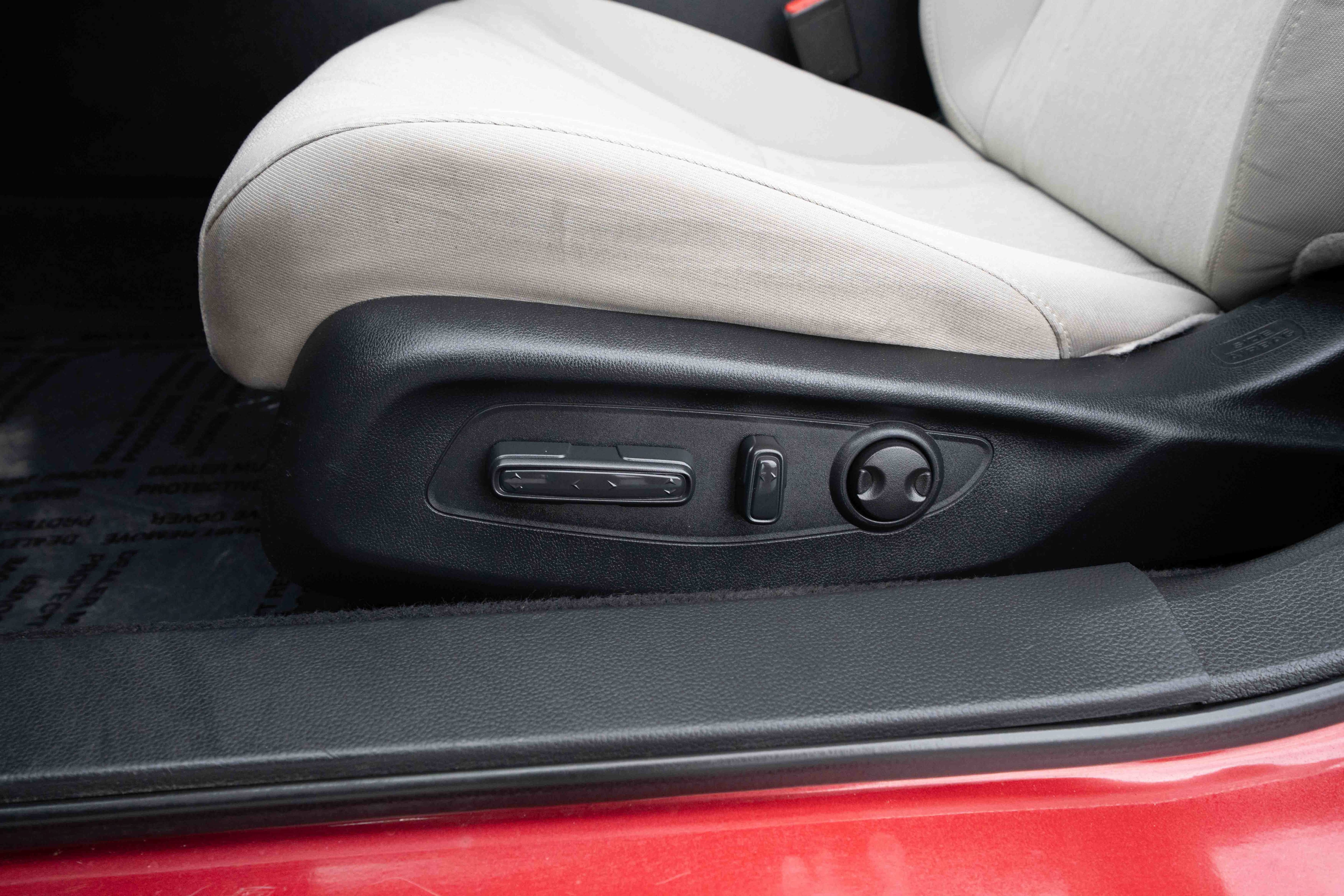 Used 2024 Honda Accord EX image 12