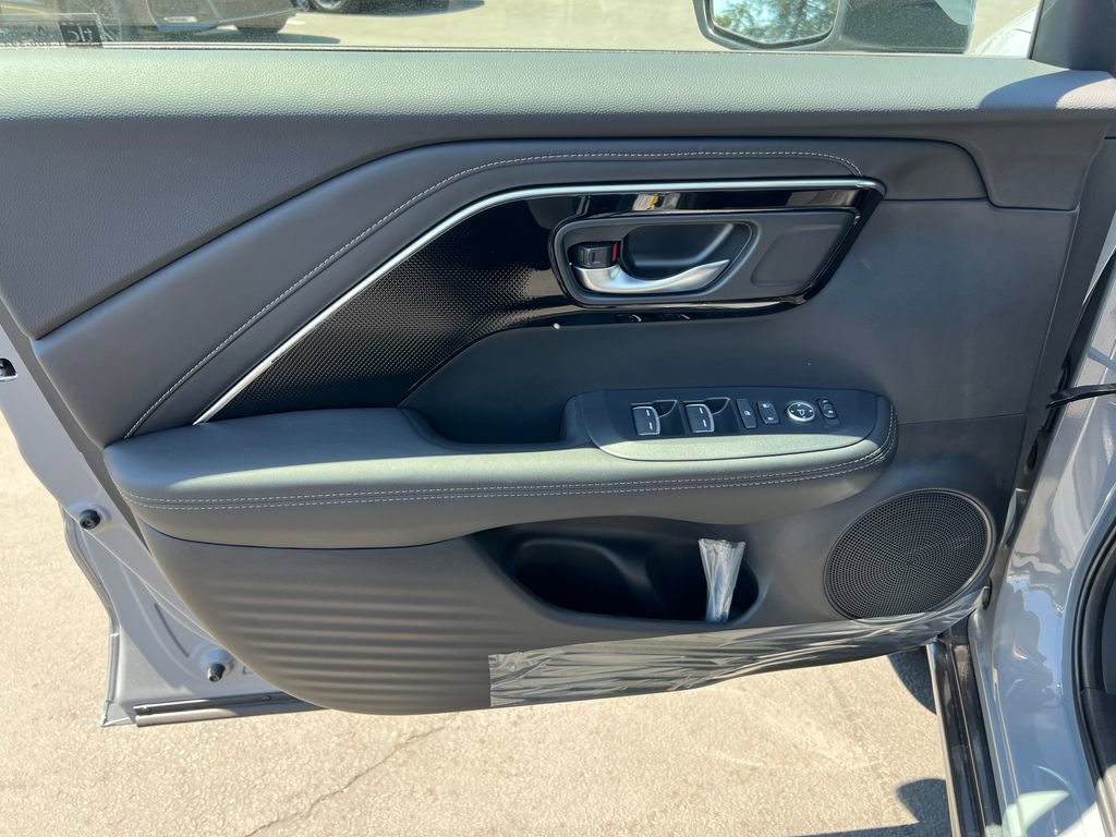 Certified 2025 Acura ADX AWD image 11