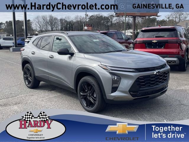 New 2026 Chevrolet Trax ACTIV w/ Sunroof Package