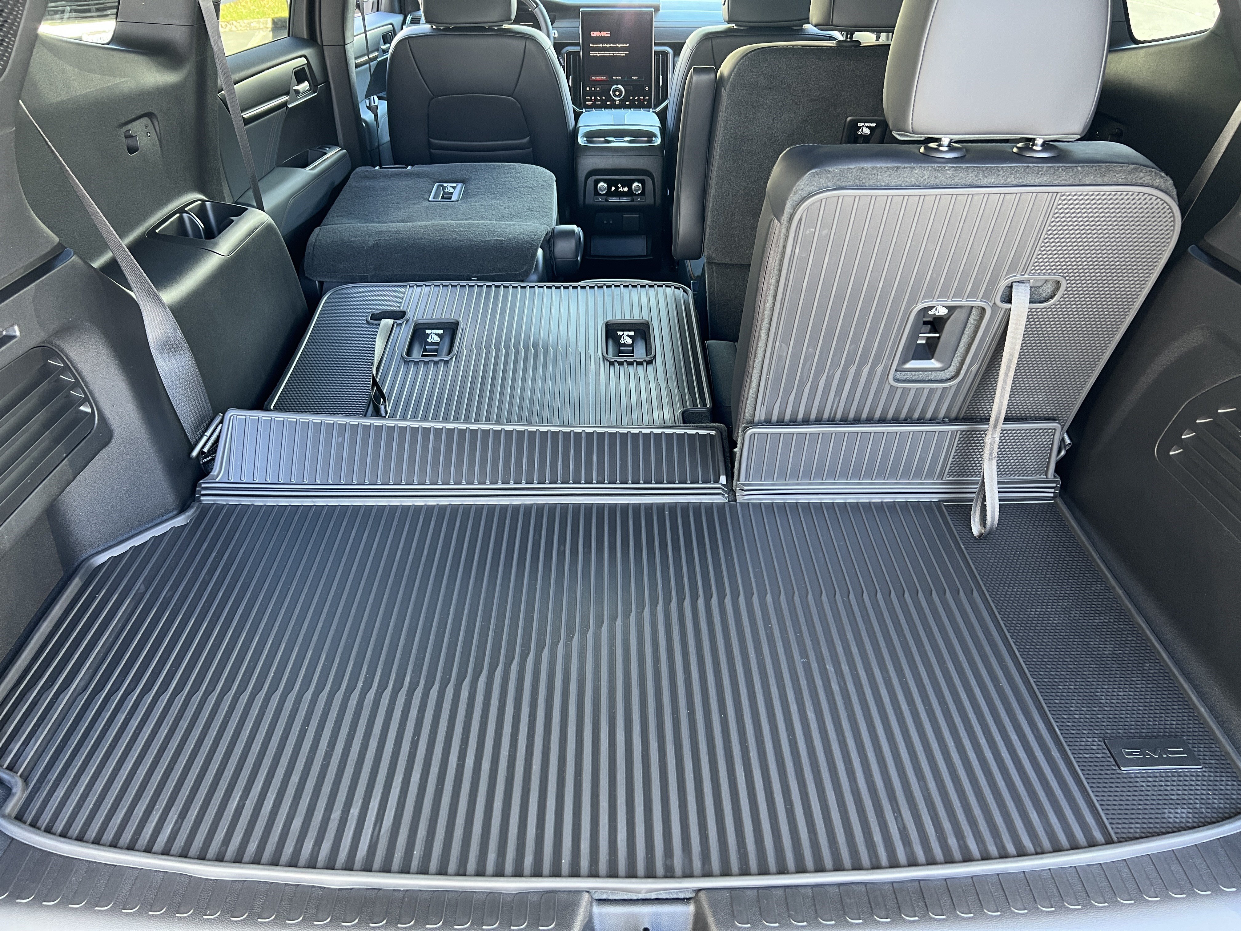 New 2026 GMC Acadia AT4 w/ Super Cruise Package AWD/4WD image 21