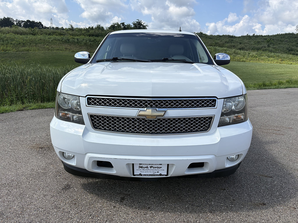 Used 2010 Chevrolet Tahoe LTZ RWD image 8