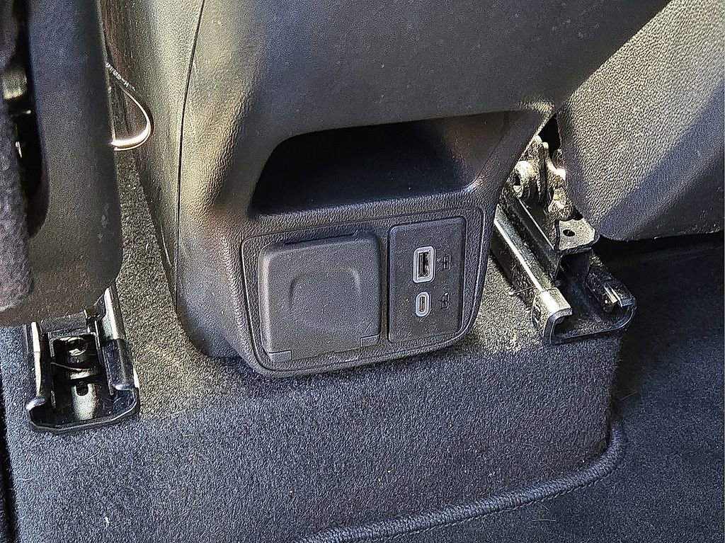 Used 2021 Chevrolet TrailBlazer LT w/ Convenience Package image 16