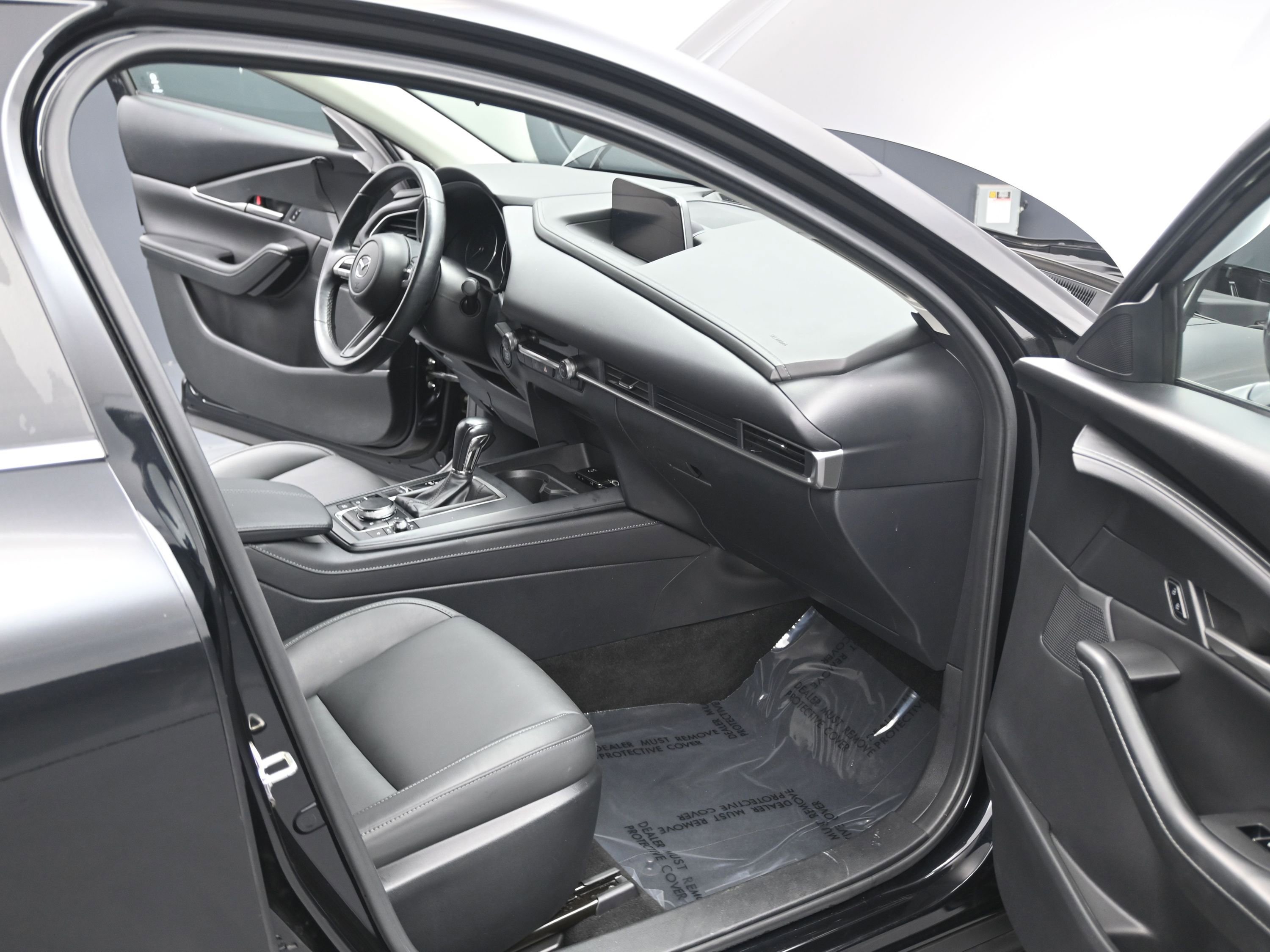 Used 2023 MAZDA CX-30 AWD 2.5 S w/ Select Package image 9