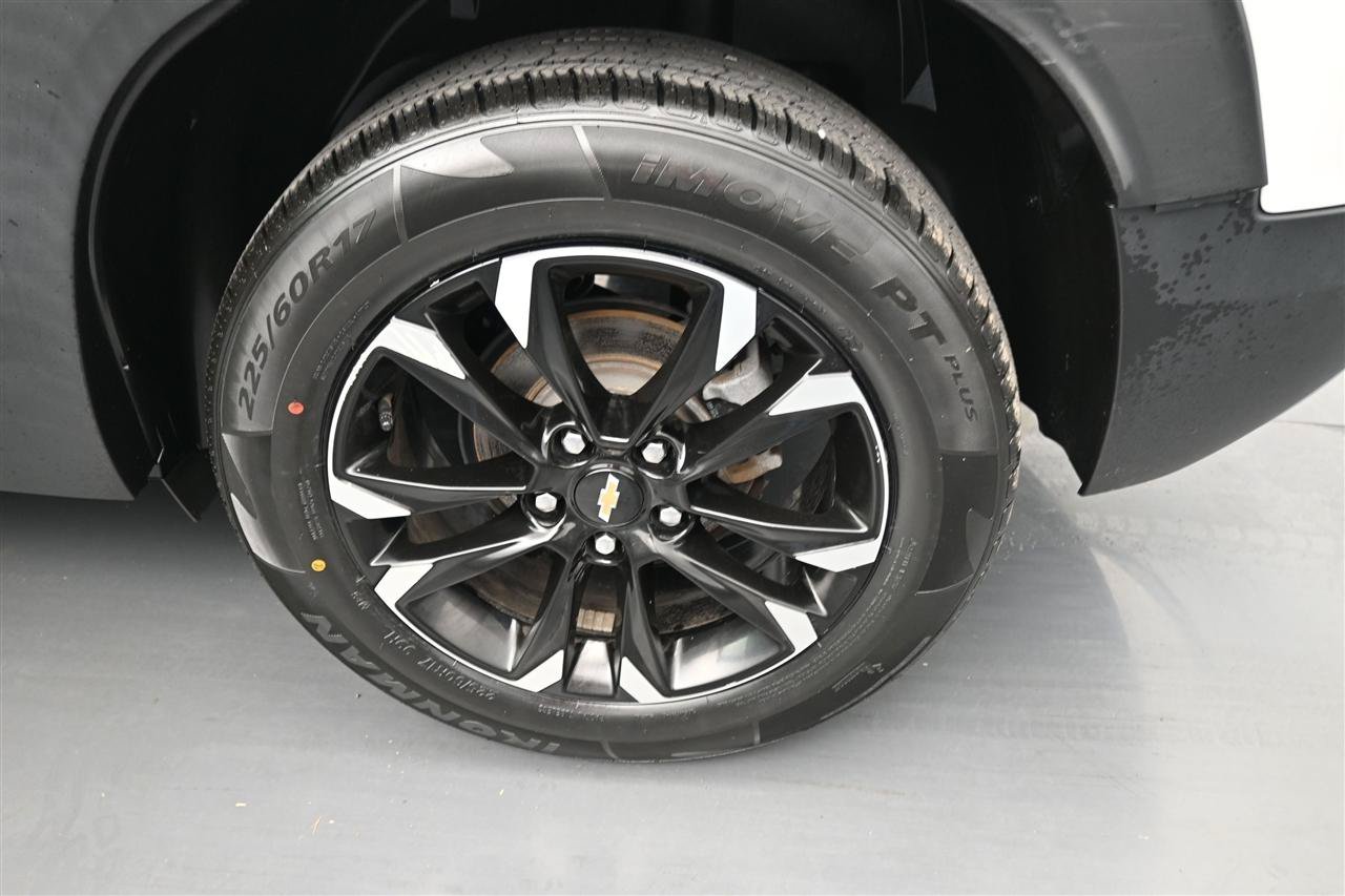 Used 2022 Chevrolet TrailBlazer LT w/ Convenience Package FWD image 19