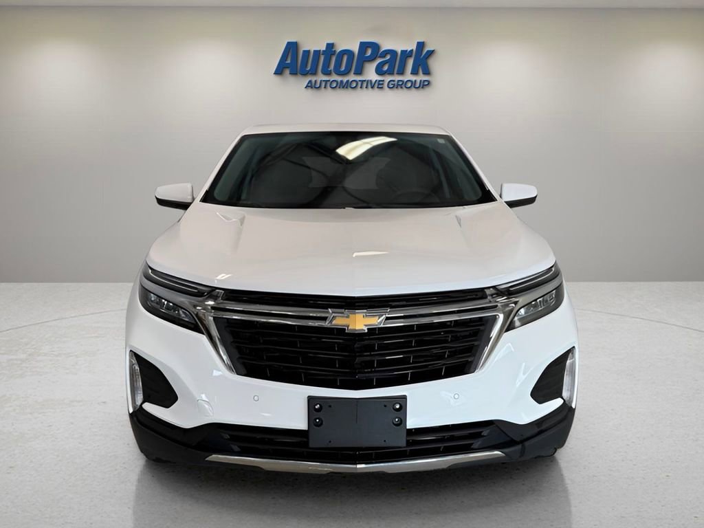 Used 2024 Chevrolet Equinox LT AWD/4WD image 2