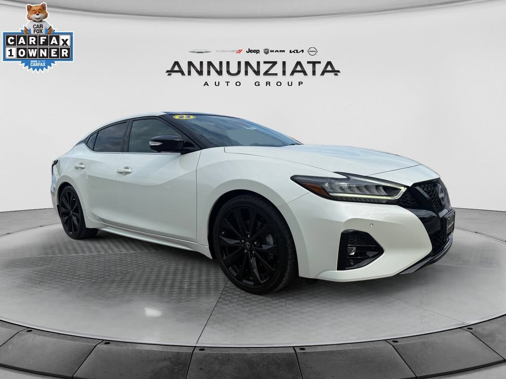 Certified 2023 Nissan Maxima SR w/ Sport Mat Group FWD image 7