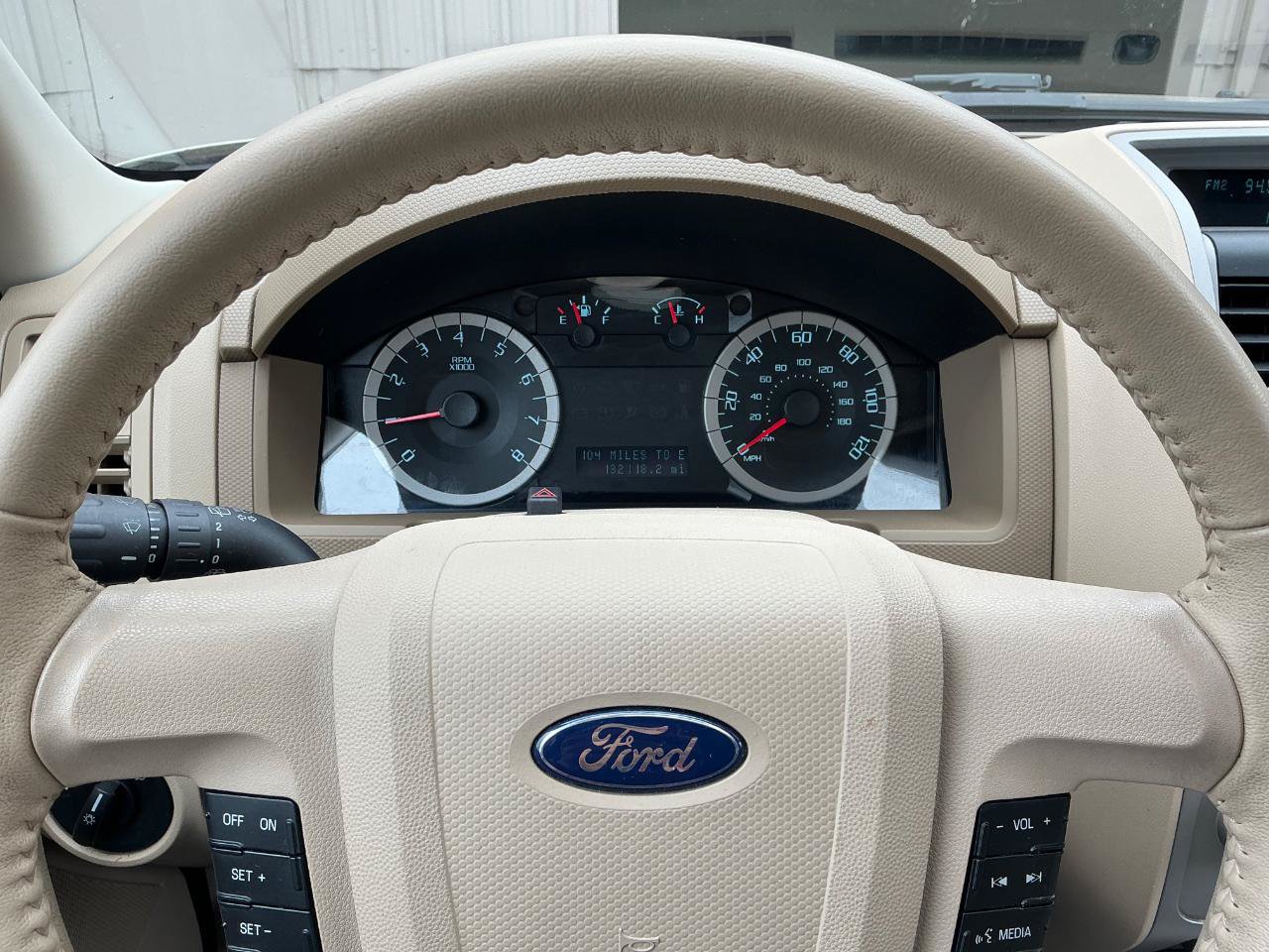 Used 2012 Ford Escape XLT AWD/4WD image 22