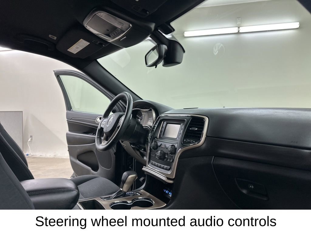 Used 2017 Jeep Grand Cherokee Laredo w/ Quick Order Package 23E image 20