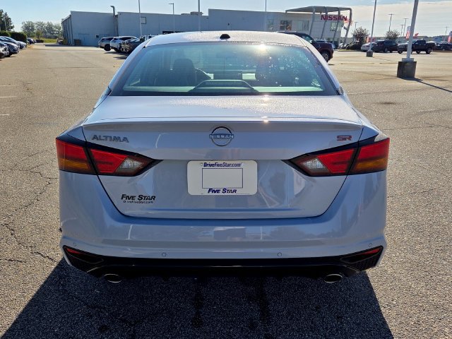 New 2026 Nissan Altima 2.5 SR w/ SR Premium Package FWD image 10