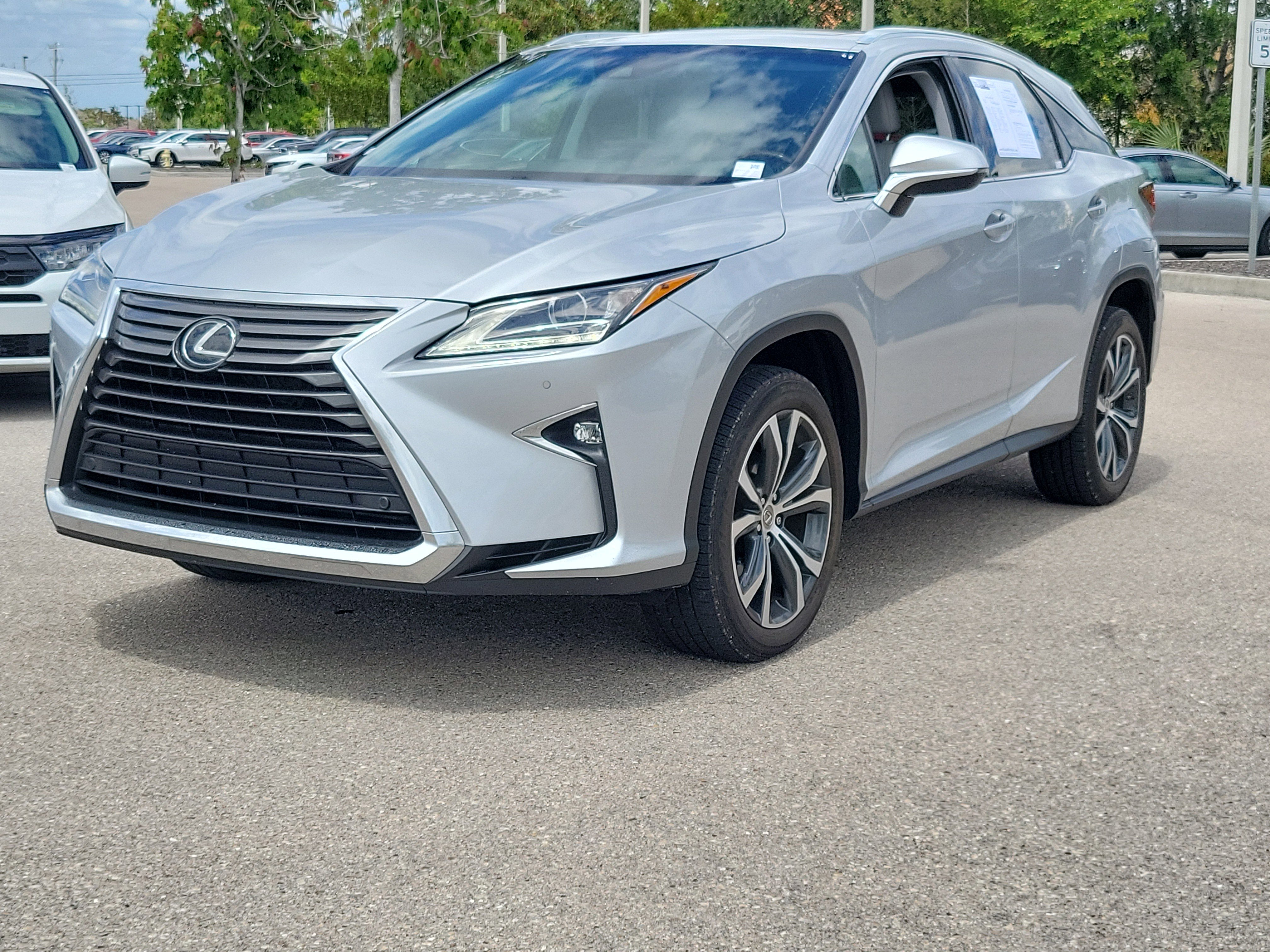 Used 2017 Lexus RX 350 FWD w/ Premium Package image 3